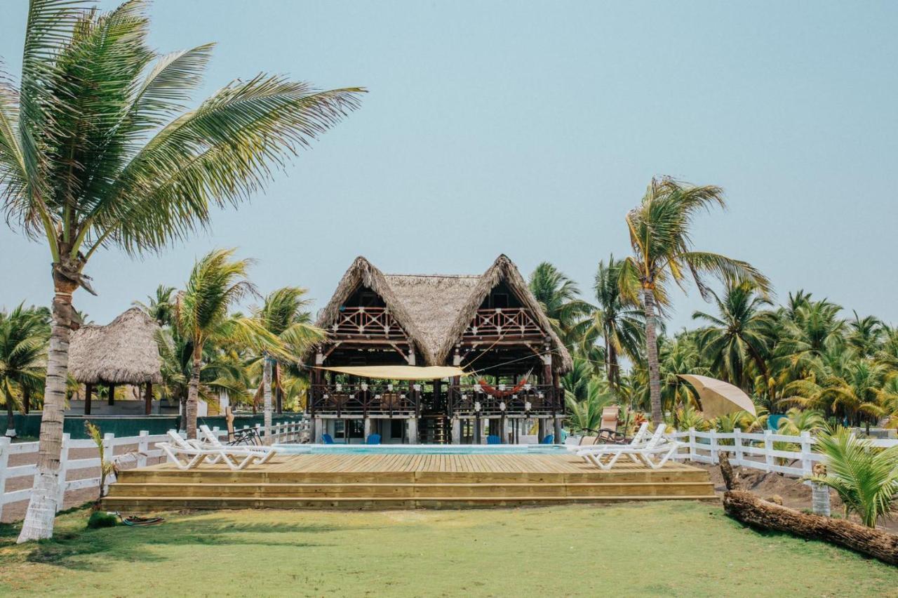 Los Olivos La Playa Hotel Y Restaurante Escuintla Eksteriør billede