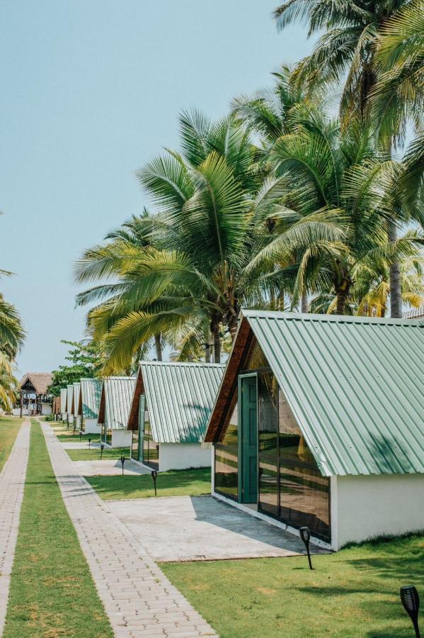 Los Olivos La Playa Hotel Y Restaurante Escuintla Eksteriør billede